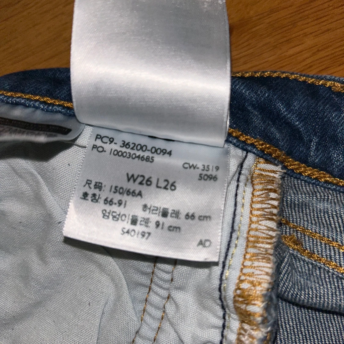 Levi’s jeans i storlek W26 L26 - 2