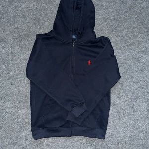 Polo zipper - Helt ny inga skador!