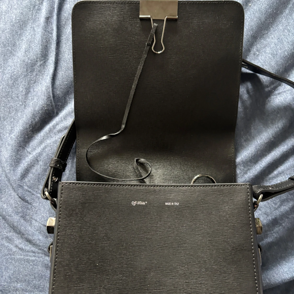 Svart axelväska från Off-White - 1