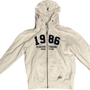 Vintage peak performance zip-up hoodie strl M - Vintage Peak Performance zip up fleece från 1986. Nästintill Oanvänd. STRL M