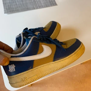 Fina Nike Undefeated skor säljes  - Säljer mina nikeskor i storlek 43