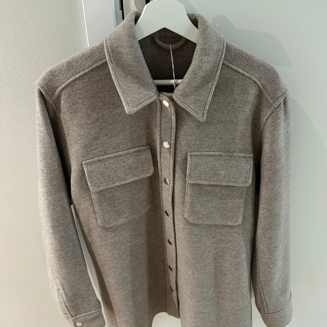 Overshirt från Other&Stories (ullmix)