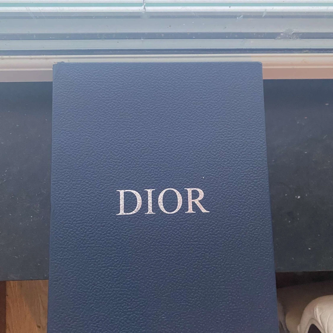 sneakers i vitt och rosa - 92