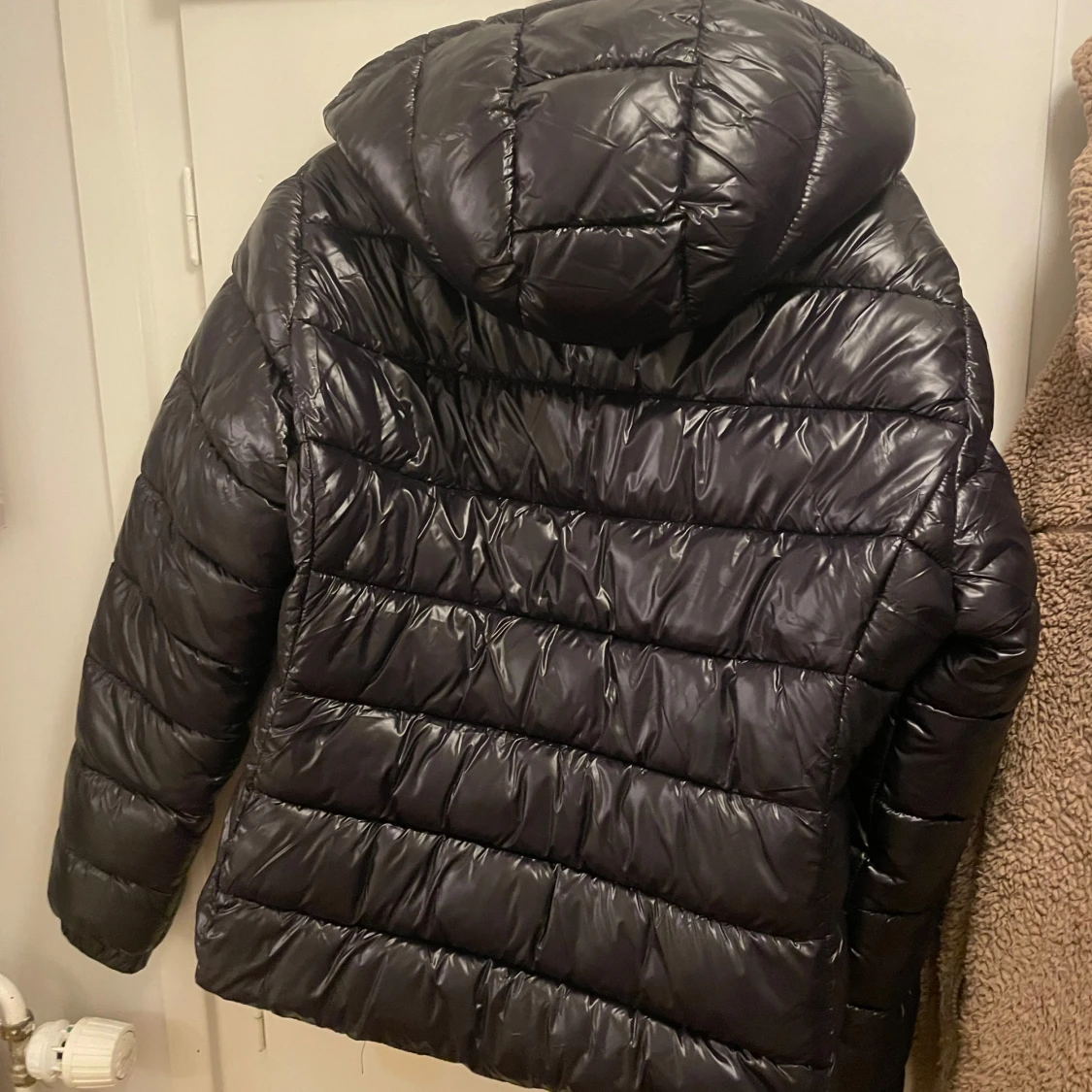 Svart pufferjacka från 157 - 90