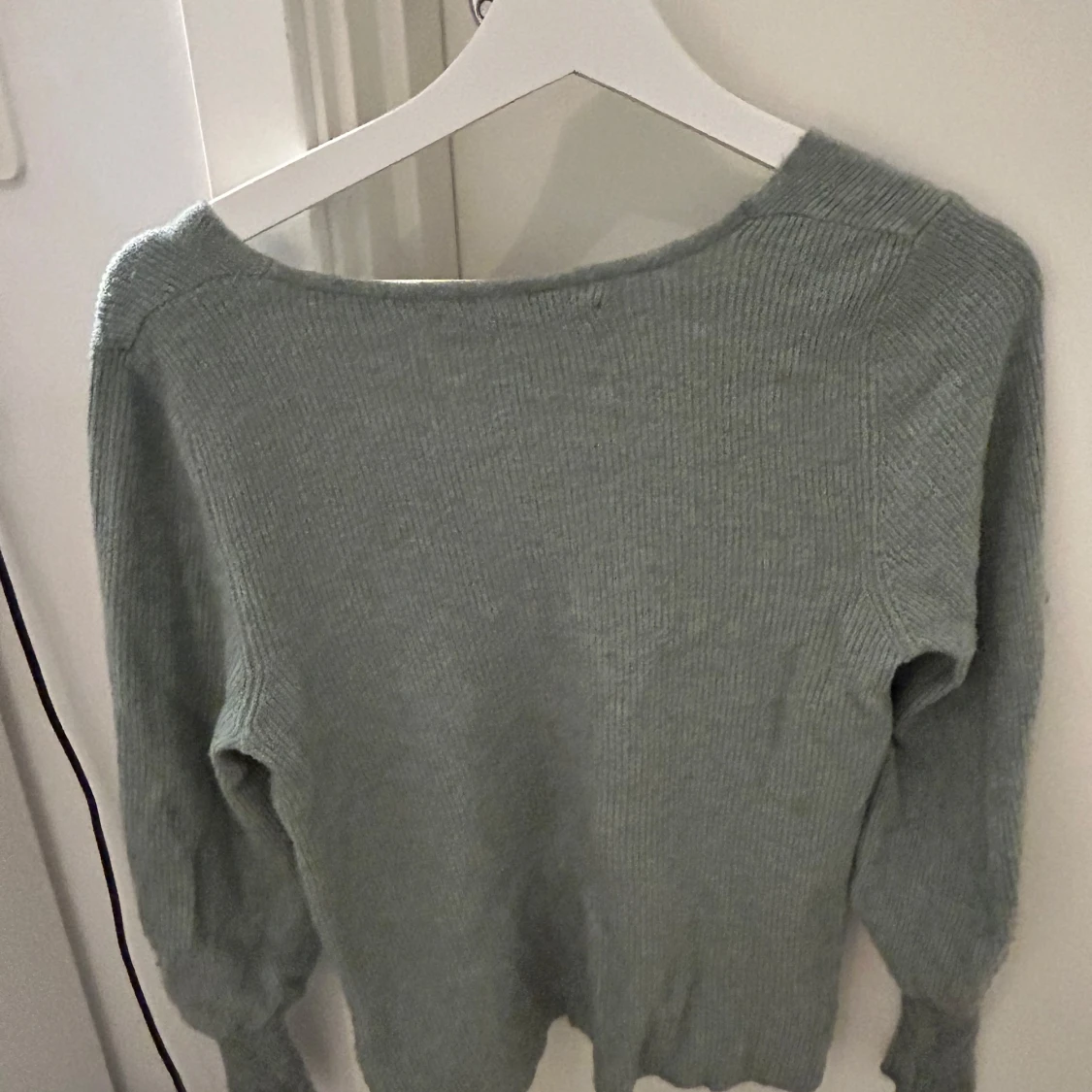 Grå ribbad tröja från ONLY - 91