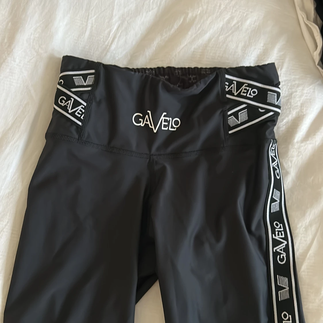 Svarta leggings från Gavelo - 90