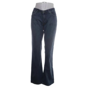 Lågmidjade jeans - Supersnygga flared lågmidjade jeans från H.I.S jeans❤️‍🔥säljer då dom tyvärr är försmå för mig!!