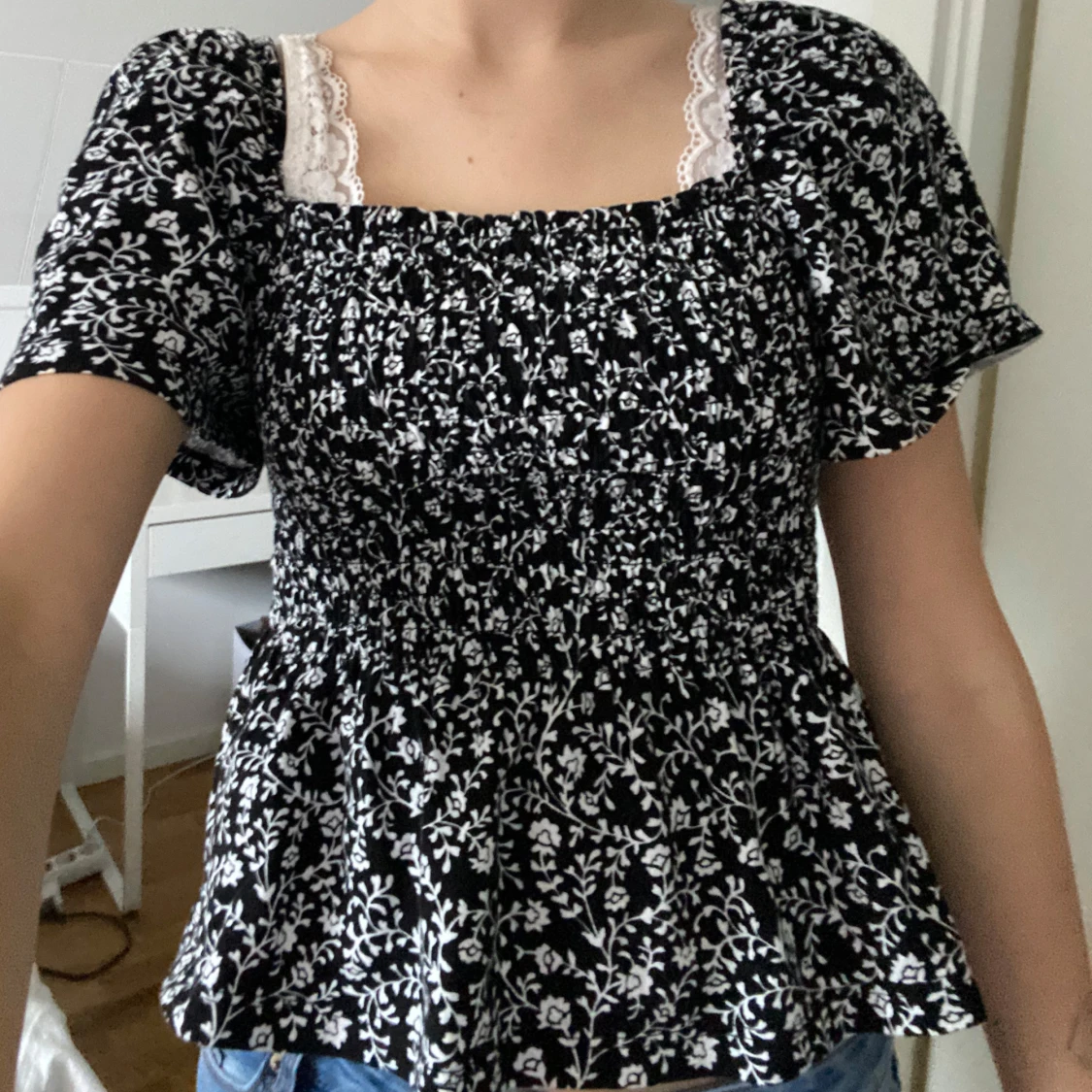 Blommönstrad blus/topp