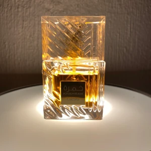 Lattafa Khamrah  - 🌰SÄLJER LATTAFA KHAMRAH🌰 🧪90-100ML KVAR🧪 👉SÄLLAN ANVÄND👈 🌟BRA FÖRVARAD🌟 💰EFTERTRAKTAD💰