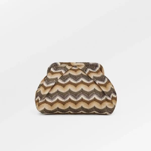 Becksöndergaard clutch - Snygg kuvertväska från Becksöndergaard💕💕 