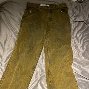 Gamla 93:or - gamla feta 93:or, minimalt slitage.