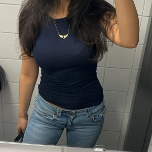 Soft touch T-shirt Gina Tricot  - Superfin och fint skick