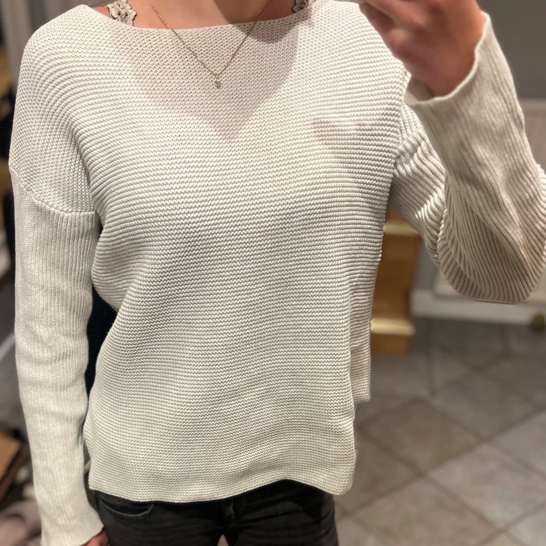 Vit stickad tröja - 92