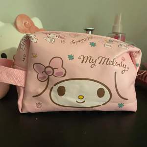 Rosa my melody sanrio sminkväska med mycket utrymme