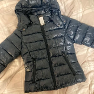 Lager 157 puffer jacket  - Helt slutsåld lager 157 jacka som endast är testad💗