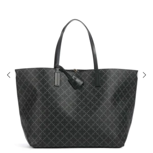 Malene Birger väska, abi❣️ - Säljer nu min Malene Birger väska i modell abi, köpt för 4000 men säljer för 2000 då den har några få små defekter, skriv för bild💕💕