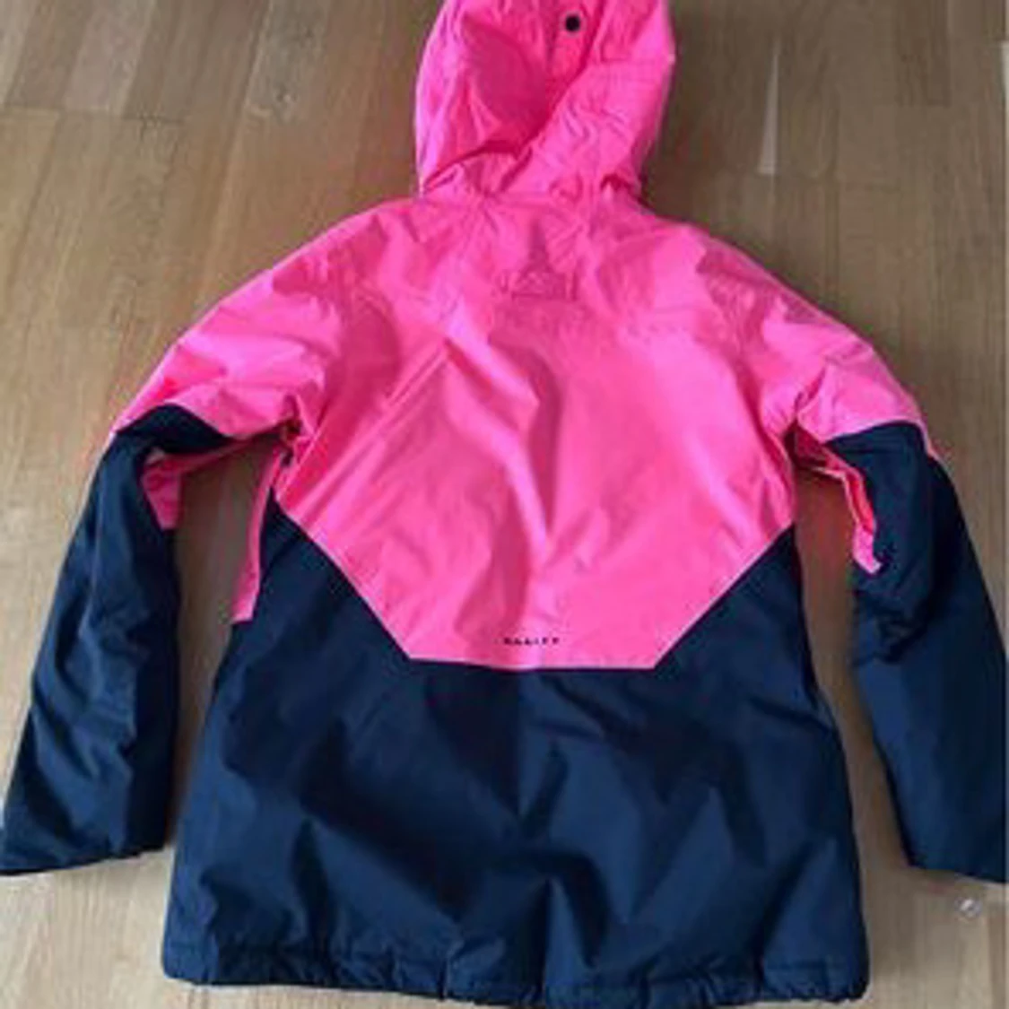 Oakley skid- och snowboardjacka storlek S (38) - 91