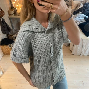 Tröja - SUPER snygg!! Tryck gärna på köp nu❤️❤️