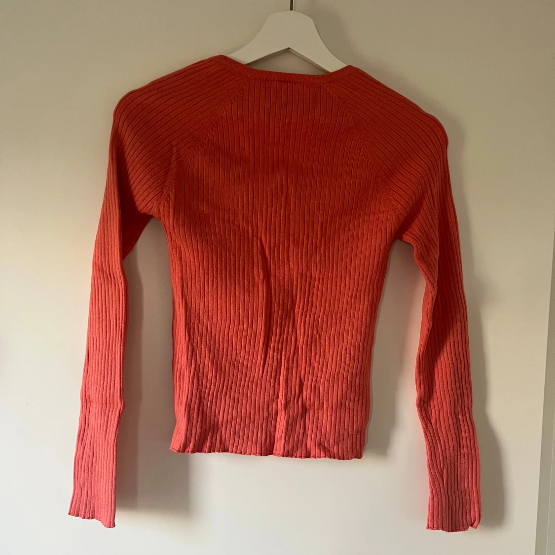 Röd ribbad tröja från Other Stories - 90