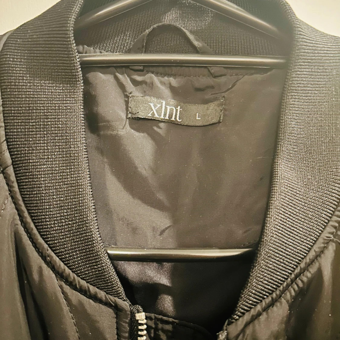 Svart quiltad jacka från xInt - 91