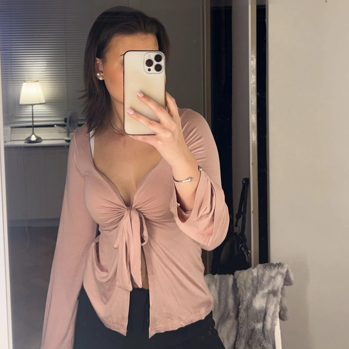 Rosa långärmad knytblus - 90