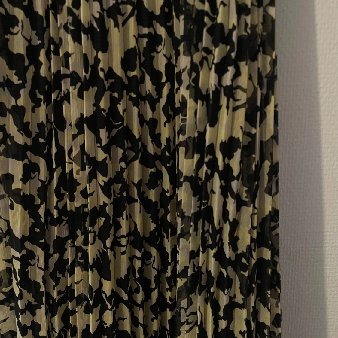 Mönstrad klänning från Stockh LM - 93