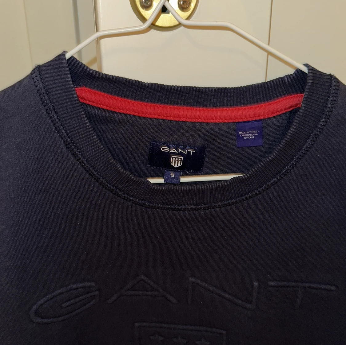 Mörkblå tröja från GANT - 90