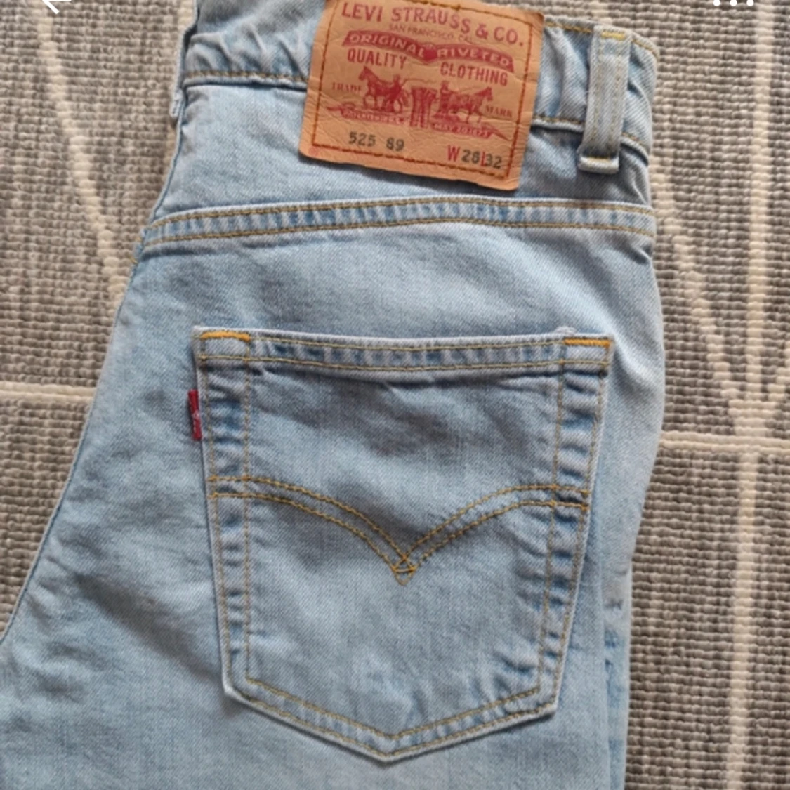 Levis jeans