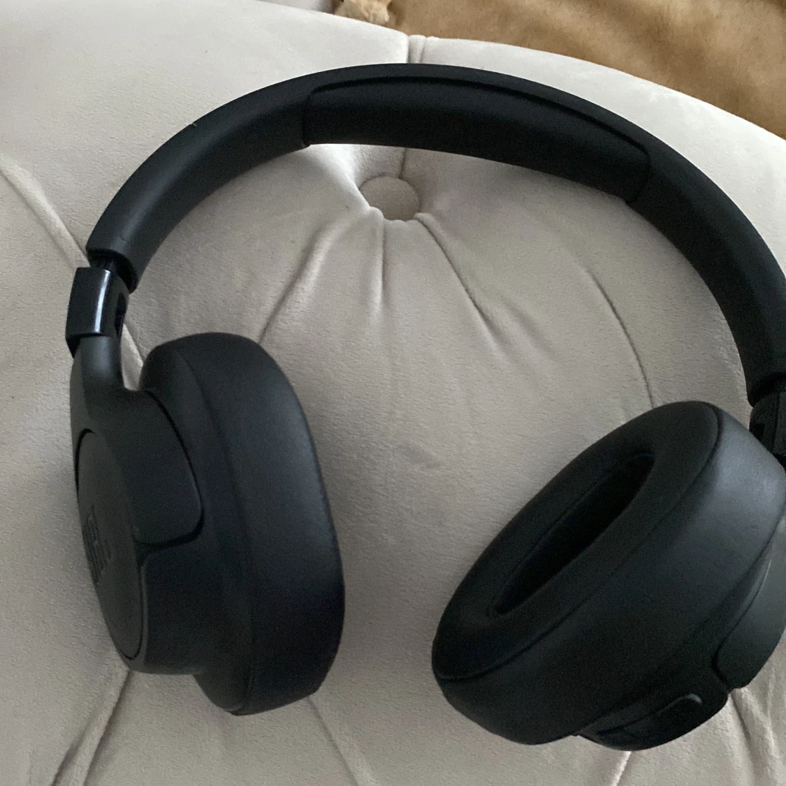 Jbl tune760 hörlurar  - 91