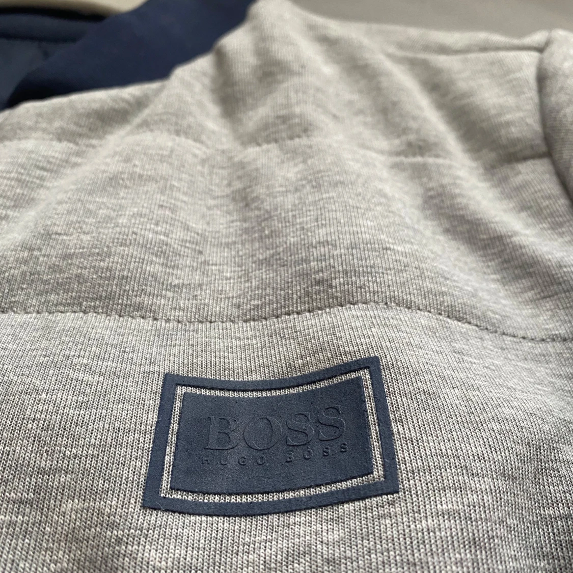 Hugo Boss jacka - 90