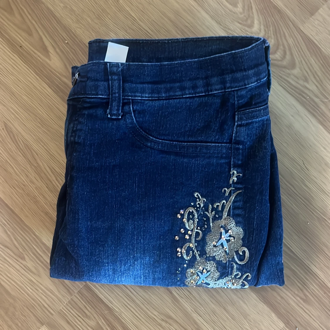 Helt nya lågmidjade bootcut jeans  - 93
