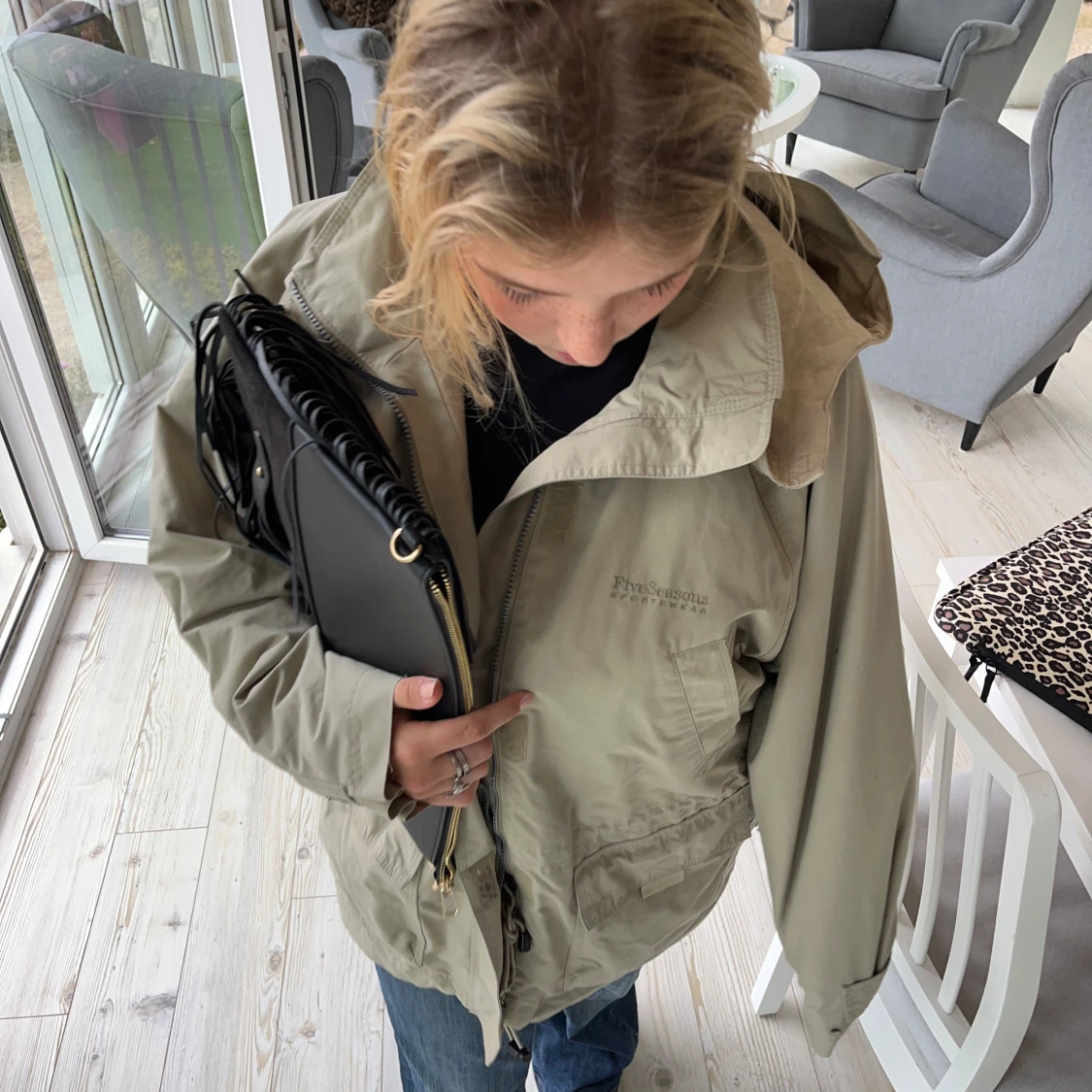 Beige vindjacka från Didriksons - 92