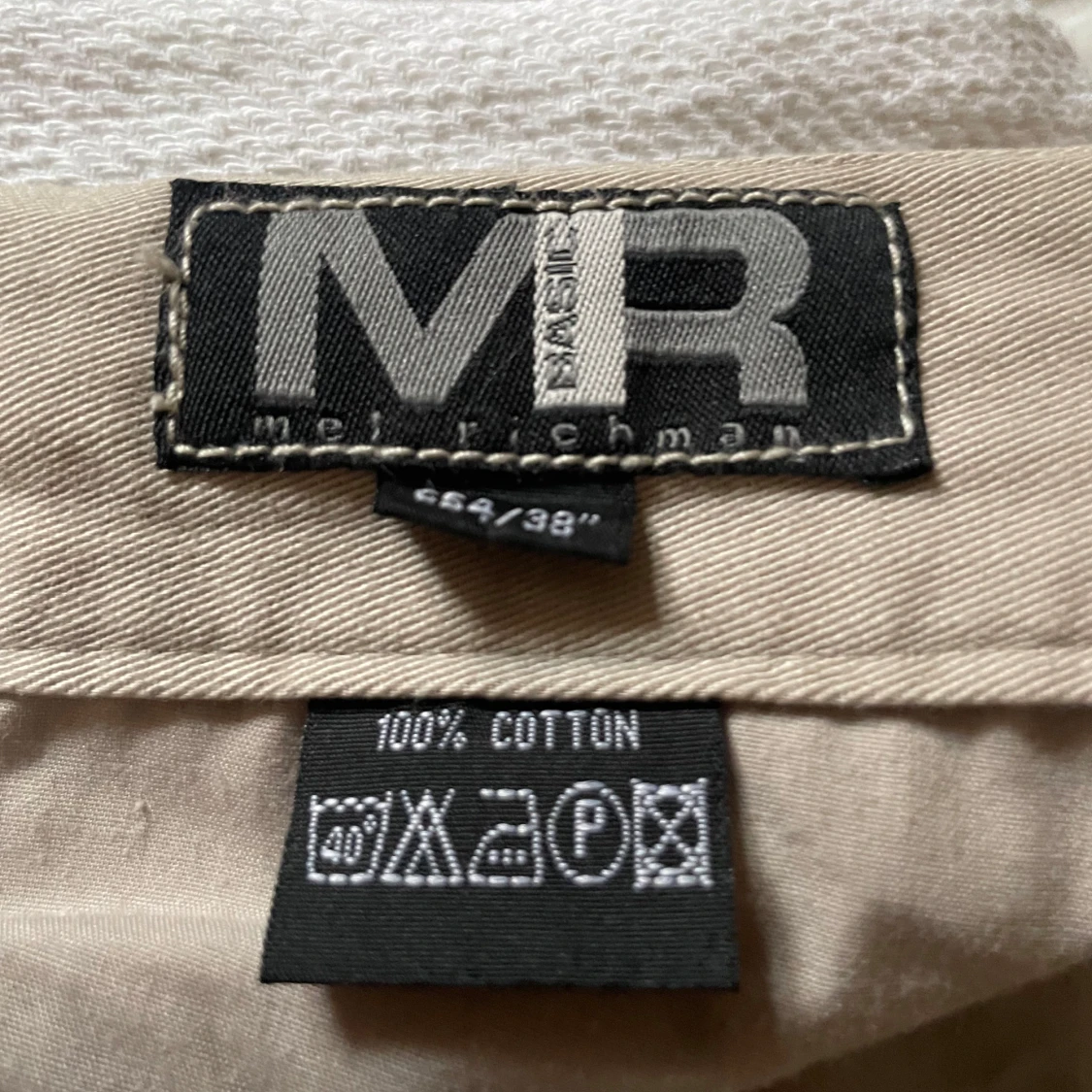 Beige byxor från MR - 91