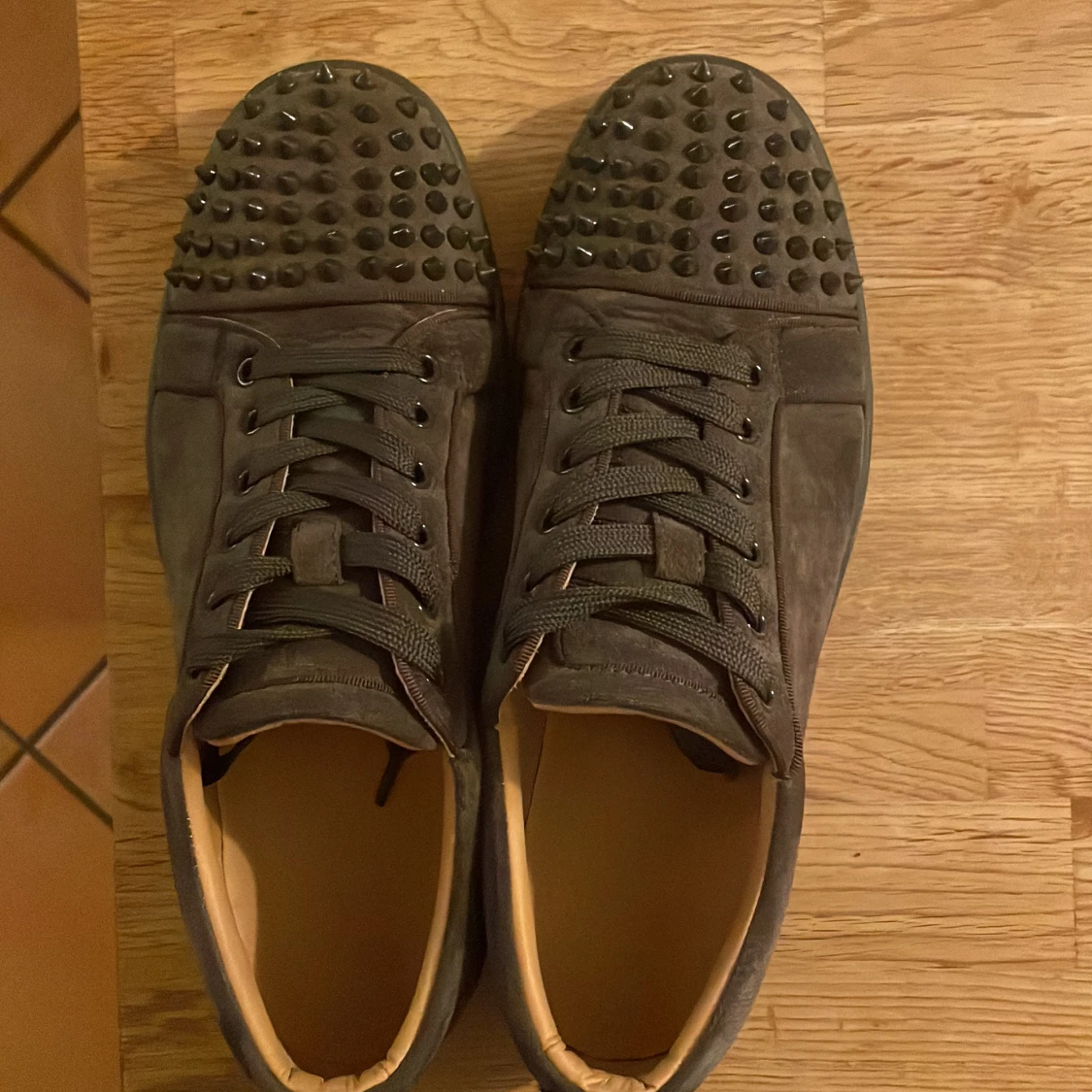 Christian Louboutin  - 90