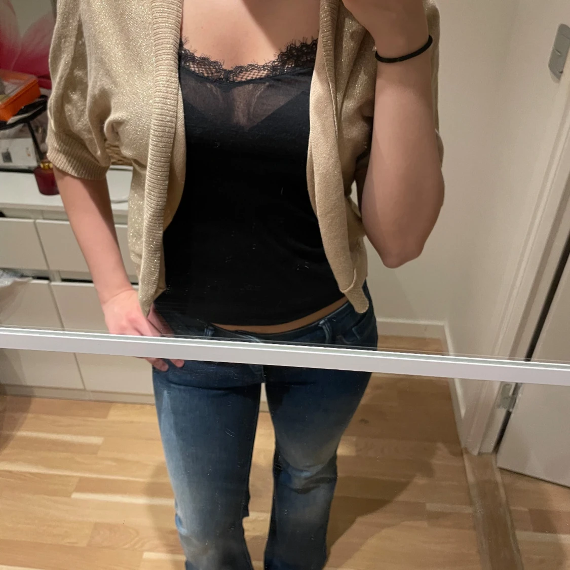 Guldglittrig bolerotopp