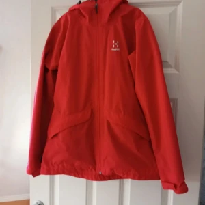Haglöfs jacka - Jätte snygg din jacka i stl S 