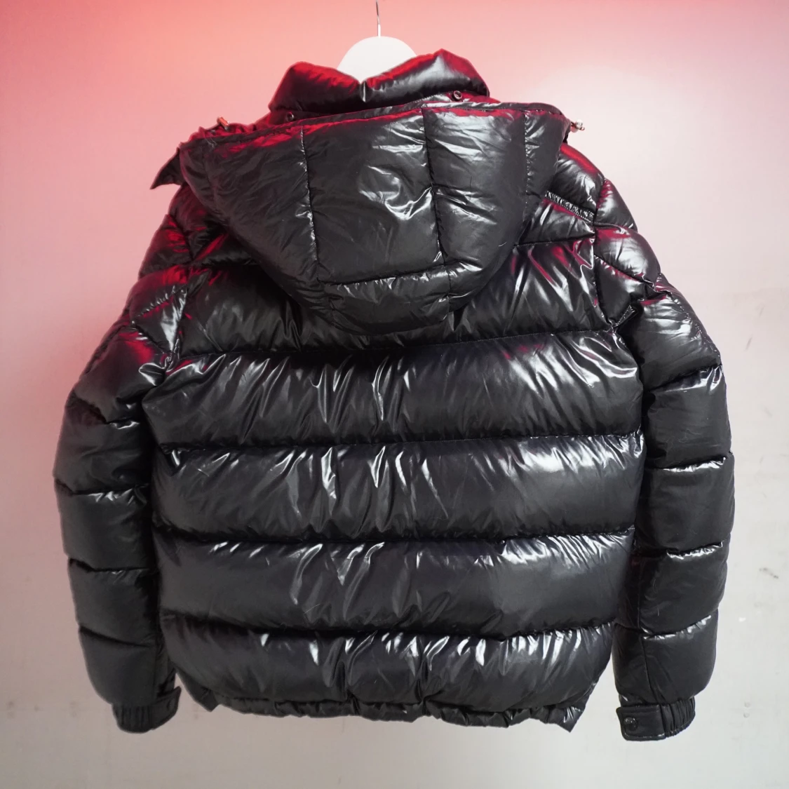Svart pufferjacka från Moncler - 3