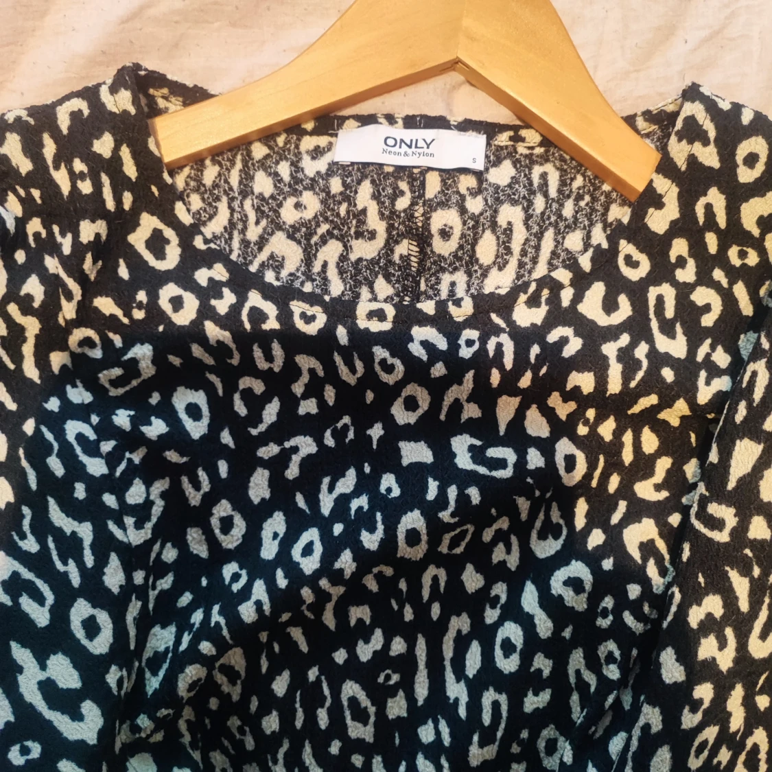 Leopardmönstrad klänning från ONLY - 3