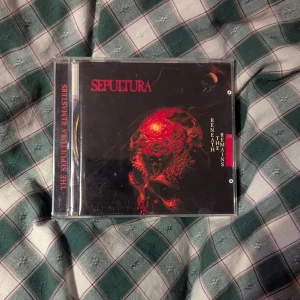 Sepultura - Beneath the Remains CD - Är bra skick inget fel på den 