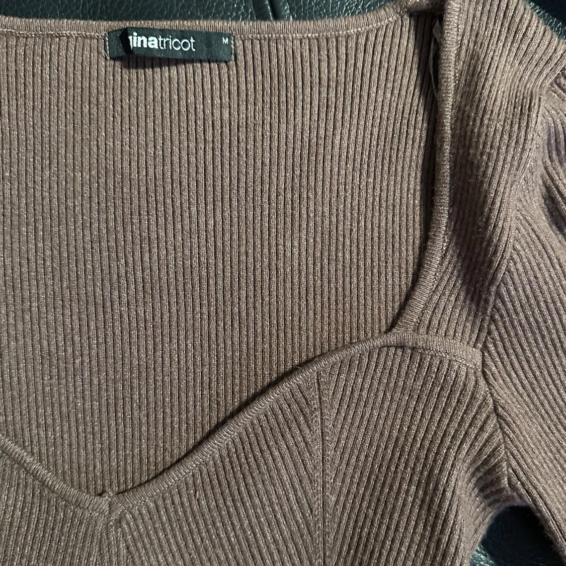 Brun ribbad topp - 2