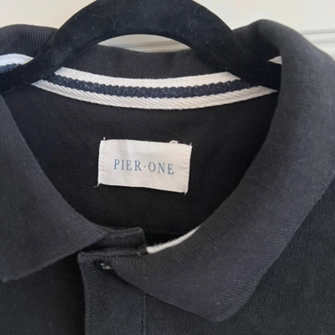 Svart pikétröja från Pier One - 1