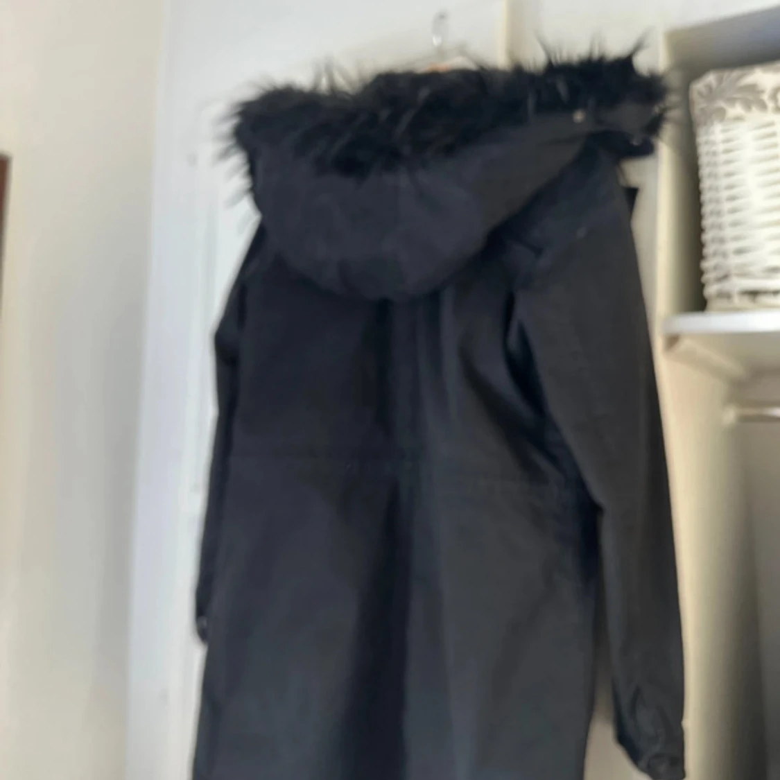 Svart parkajacka från Blonde No.8 - 92