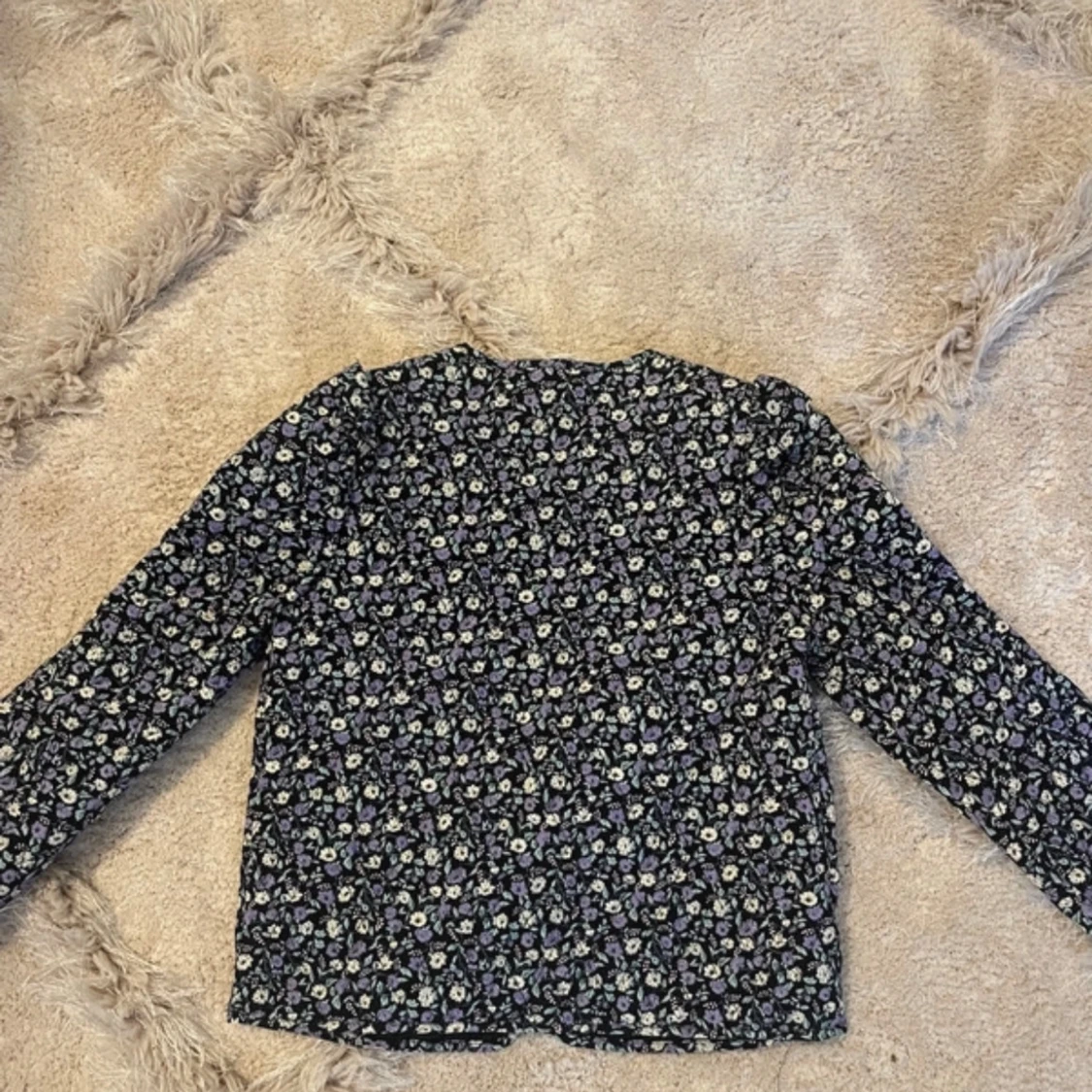 Blommig jacka - 3