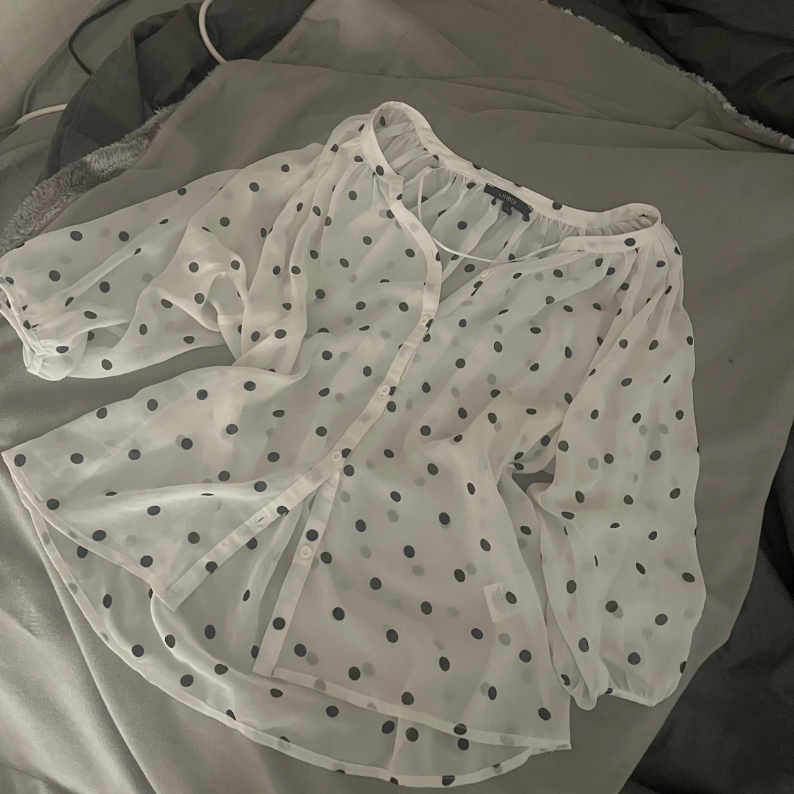 prickig blus xs lindex  - 90