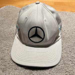 Säljer min stört sköna keps för ett bra pris 🧢 ||one size|| bra skick || snygga ||  