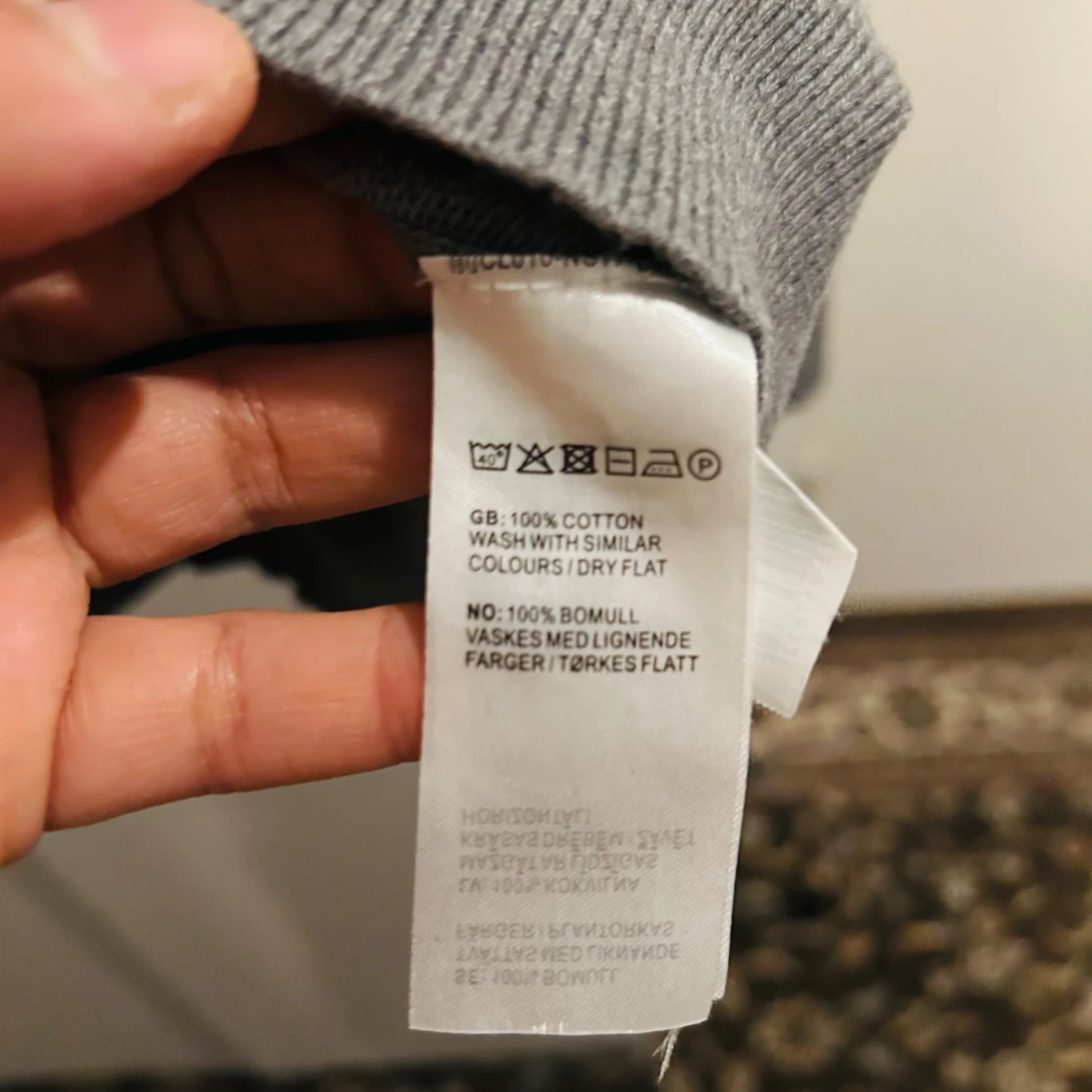 Grå tröja från Cubus - 93