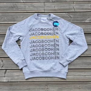 Jacob Cohen tröja (Helt ny) - Helt ny och sjukt najs Jacob Cohën tröja med alla lappar kvar | Storlek L passar också M | Nypris över 4000 kr | Riktigt najs passform / Mvh