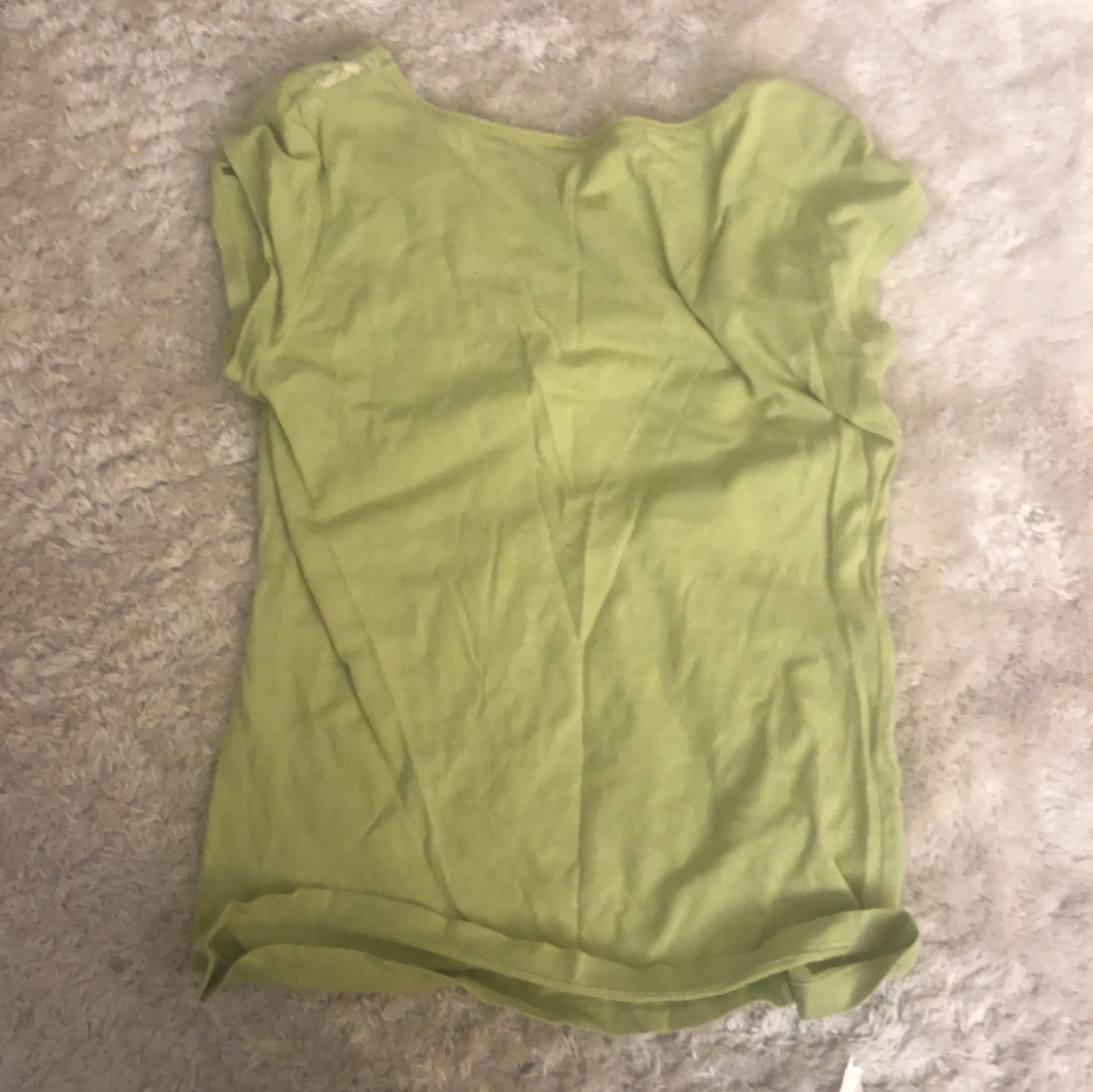 Gullig grön tröja - 90