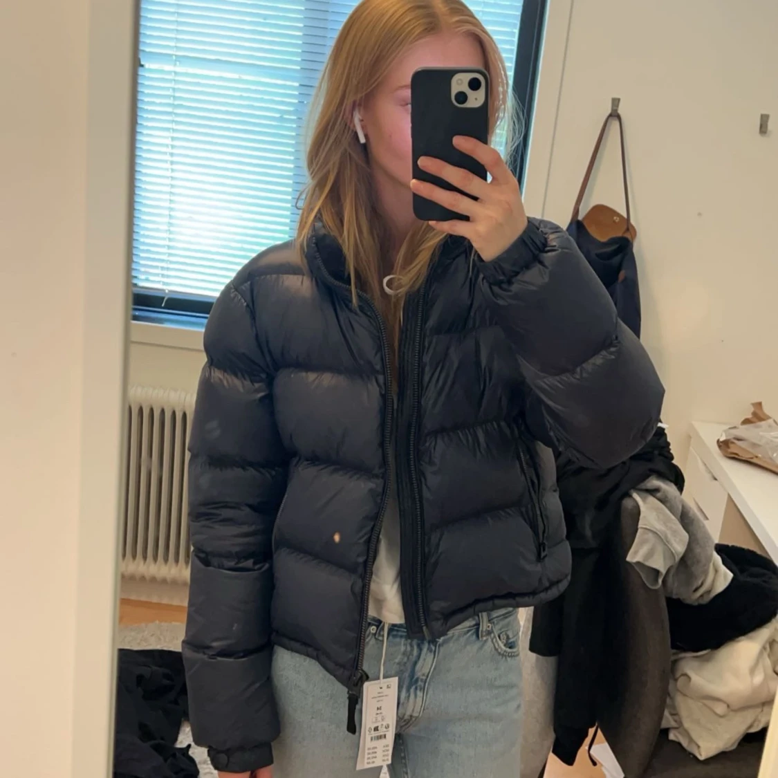 Glansig marinblå jacka! - 92