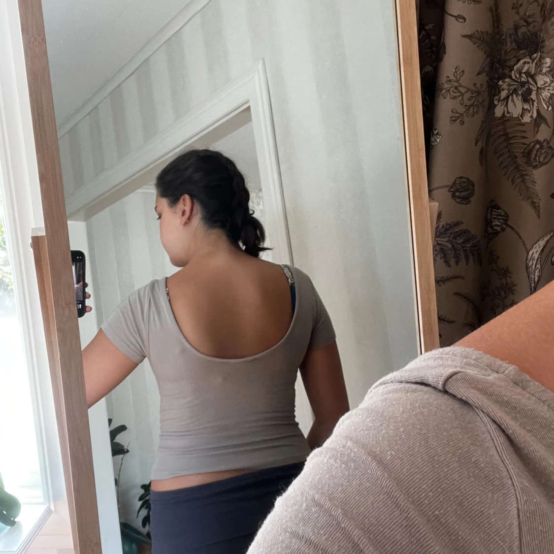 Beige kortärmad topp från Stradivarius - 90